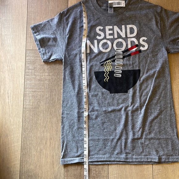 Send Noods! 🍝   •GRAPHIC TEE• - Picture 4 of 6